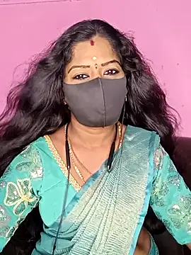 Snapshot of tamilammukuttyy chatting on 18, 10, 2025 tamilammukuttyy online show from 18, 10, 2025