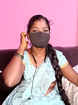 Snapshot of tamilammukuttyy chatting on 30, 10, 2025 tamilammukuttyy online show from 30, 10, 2025