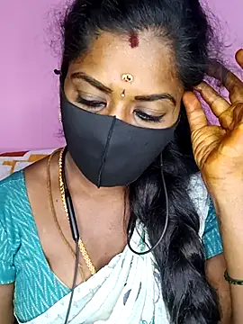 Snapshot of tamilammukuttyy chatting on 15, 11, 2025 tamilammukuttyy online show from 15, 11, 2025