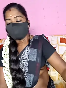 Snapshot of tamilammukuttyy chatting on 16, 11, 2025 tamilammukuttyy online show from 16, 11, 2025