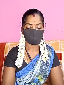 Snapshot of tamilammukuttyy chatting on 17, 11, 2025 tamilammukuttyy online show from 17, 11, 2025