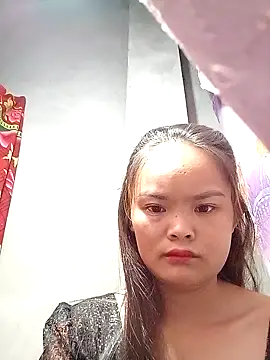 xinhxinhcute online show from 12, 9, 2025