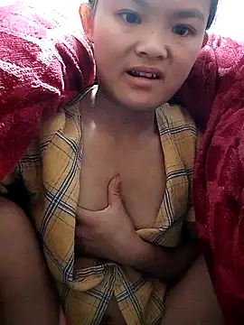 xinhxinhcute online show from 5, 11, 2025