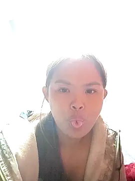 xinhxinhcute online show from 2, 12, 2025