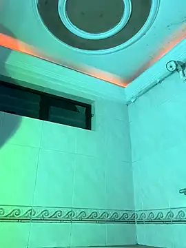 GiorgiaLuxee online show from 2, 11, 2025