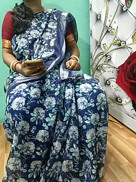 Snapshot of desi_boudi87 chatting on 18, 10, 2025 desi boudi87 online show from 18, 10, 2025