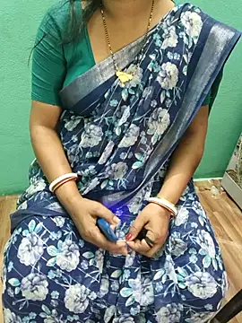 desi boudi87 online show from 18, 3, 2026