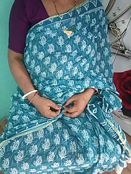 Snapshot of desi_boudi87 chatting on 17, 4, 2026 desi boudi87 online show from 17, 4, 2026