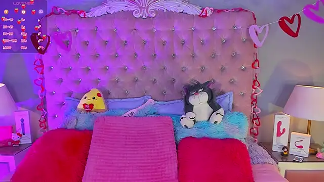 LindaWz  online show from 19, 2, 2026