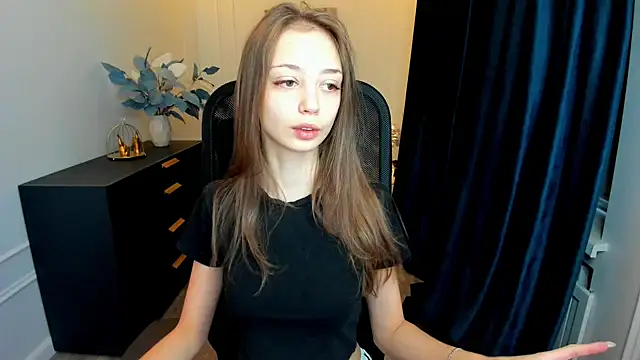 EmilyGraydis online show from 27, 9, 2025