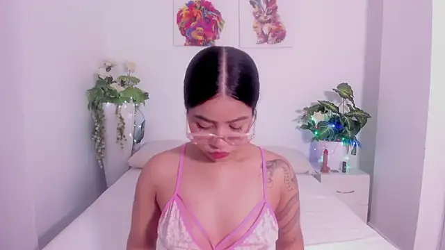 Snapshot of LiilithNova chatting on 30, 9, 2025 LiilithNova online show from 30, 9, 2025