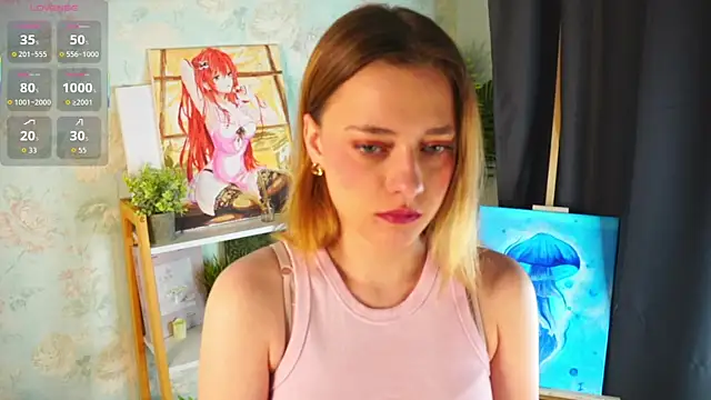 HollieCollelo online show from 11, 2, 2026