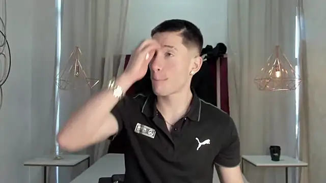 Snapshot of HunterHeat_ chatting on 27, 11, 2025 HunterHeat online show from 27, 11, 2025