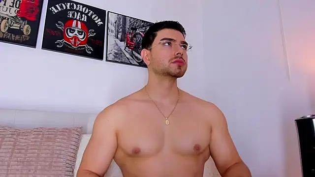 Snapshot of Ryan_cooper_1 chatting on 25, 10, 2025 Ryan cooper 1 online show from 25, 10, 2025