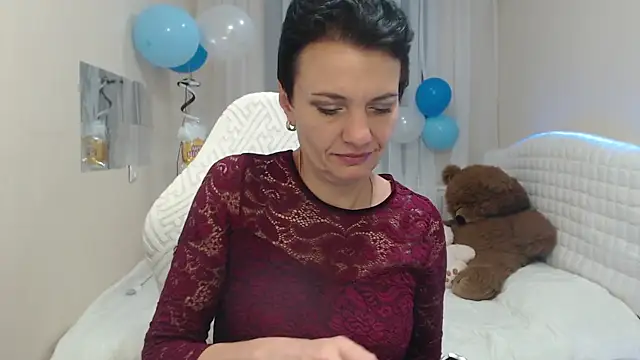 AvaSaturnian online show from 20, 9, 2025