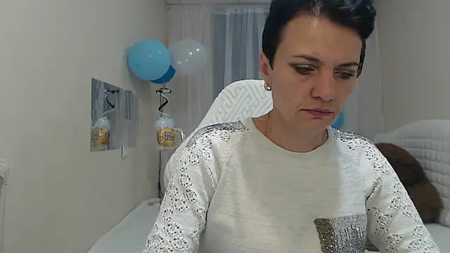 AvaSaturnian online show from 24, 9, 2025