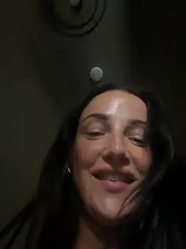 Snapshot of Remirosee chatting on 2, 6, 2026 Remirosee online show from 2, 6, 2026