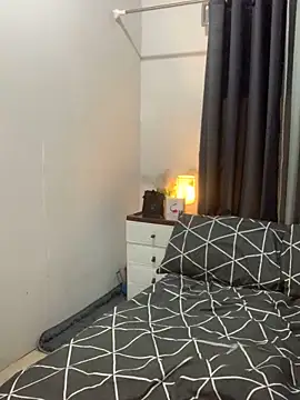 AngelHille online show from 17, 12, 2025