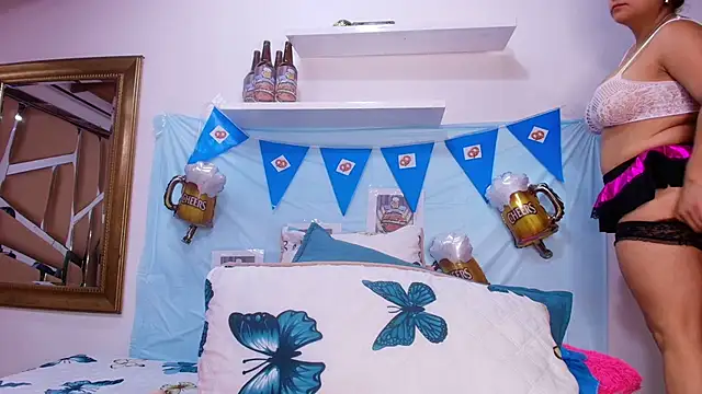 Snapshot of sweegirl69 chatting on 1, 10, 2025 sweegirl69 online show from 1, 10, 2025