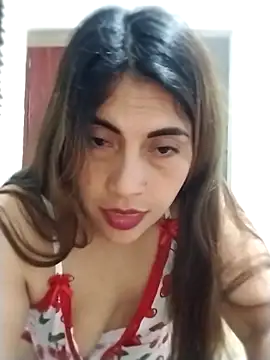 Snapshot of Camila_latina_0 chatting on 8, 10, 2025 Camila latina 0 online show from 8, 10, 2025