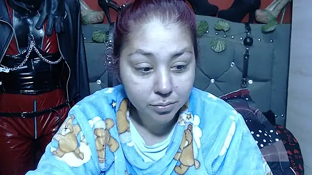 Evadiryxxx online show from 12, 3, 2026