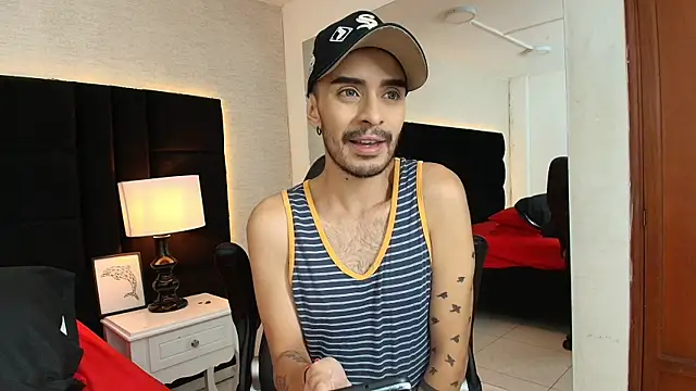 Snapshot of HairyDiamond_ chatting on 14, 9, 2025 HairyDiamond online show from 14, 9, 2025