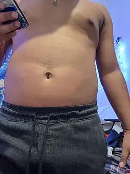 Snapshot of Danimiles chatting on 5, 2, 2026 Danimiles online show from 5, 2, 2026