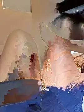 Danimiles online show from 5, 4, 2026