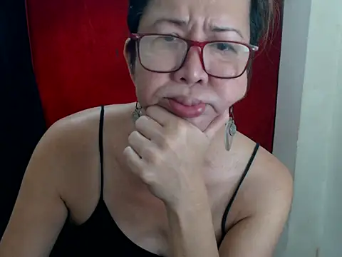 Snapshot of radar777 chatting on 6, 4, 2026 radar777 online show from 6, 4, 2026