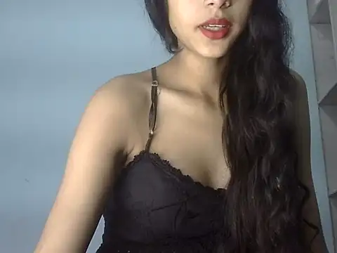 Snapshot of Saniya9B chatting on 4, 11, 2025 Saniya9B online show from 4, 11, 2025