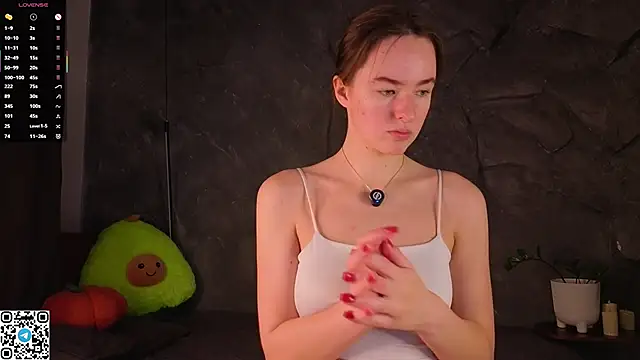 VincenzaGarigliano online show from 2, 12, 2025