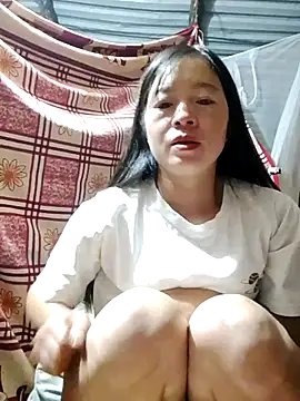Snapshot of samsam-bae chatting on 2, 10, 2025 samsam-bae online show from 2, 10, 2025