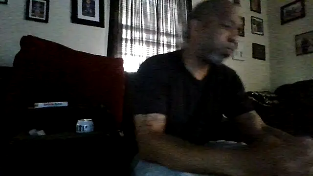 Snapshot of Bbcscottie77 chatting on 5, 6, 2026 Bbcscottie77 online show from 5, 6, 2026