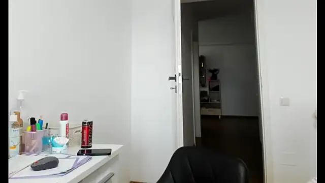 crystalxx18 online show from 25, 9, 2025