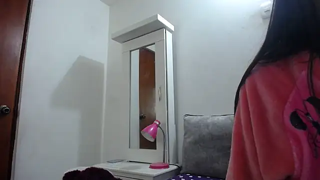 Taylormegan online show from 1, 11, 2025