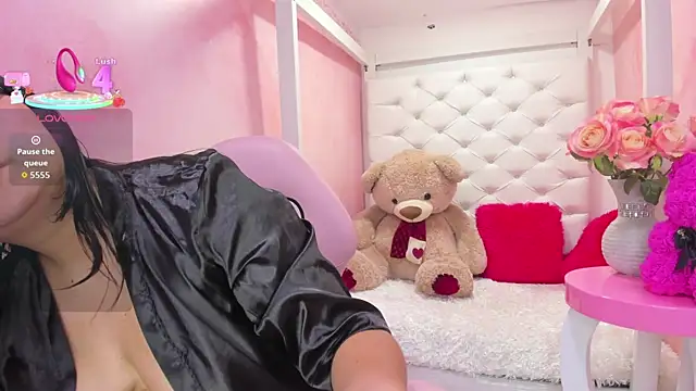 Dulce meow online show from 10, 10, 2025