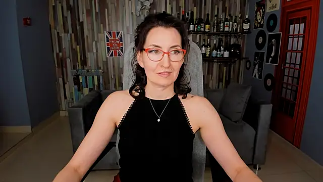 Snapshot of UnaTerra chatting on 27, 2, 2026 UnaTerra online show from 27, 2, 2026