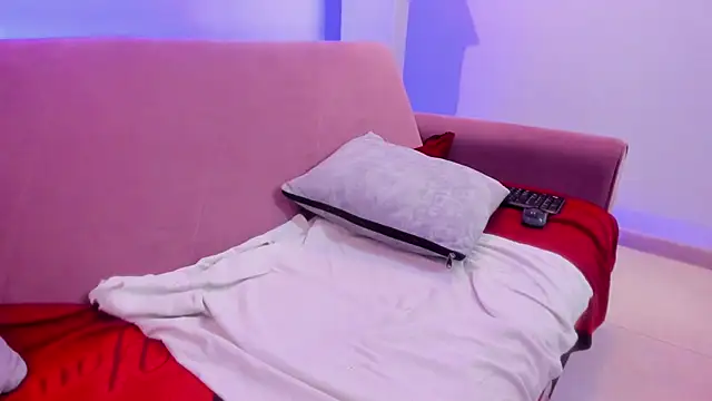 CataleyaAmaya online show from 17, 10, 2025