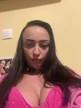 Snapshot of bbadies chatting on 17, 12, 2025 bbadies online show from 17, 12, 2025