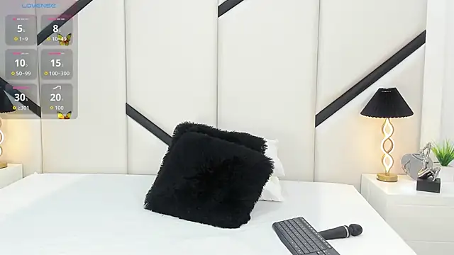 Snapshot of XimenaCosta chatting on 12, 5, 2026 XimenaCosta online show from 12, 5, 2026