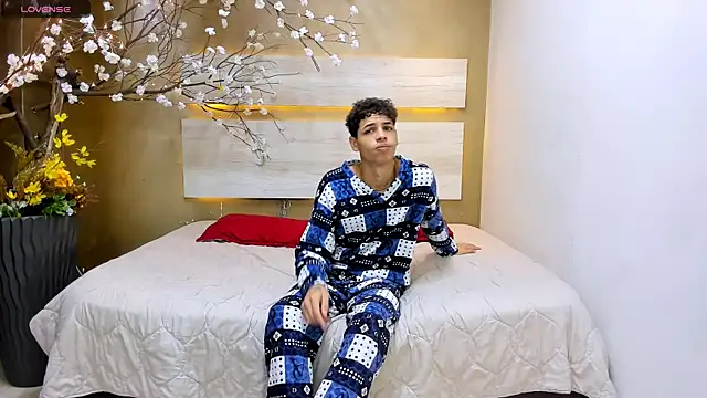 Mycandyfor You online show from 12, 9, 2025