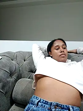 MoniqueMulberry online show from 28, 11, 2025