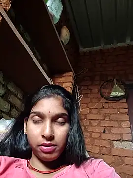 Snapshot of Yatiksha_Beby chatting on 15, 10, 2025 Yatiksha Beby online show from 15, 10, 2025