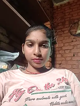 Snapshot of Yatiksha_Beby chatting on 16, 10, 2025 Yatiksha Beby online show from 16, 10, 2025