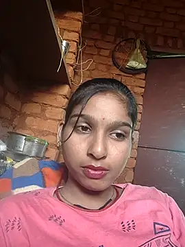 Snapshot of Yatiksha_Beby chatting on 17, 10, 2025 Yatiksha Beby online show from 17, 10, 2025