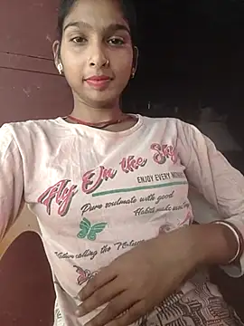 Snapshot of Yatiksha_Beby chatting on 4, 11, 2025 Yatiksha Beby online show from 4, 11, 2025