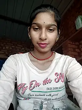 Snapshot of Yatiksha_Beby chatting on 7, 11, 2025 Yatiksha Beby online show from 7, 11, 2025