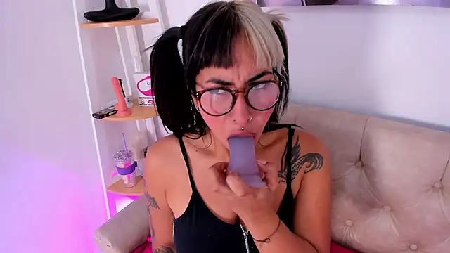 Rumi 666 online show from 11, 10, 2025