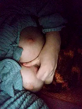 Snapshot of CHahed-5 chatting on 2, 12, 2025 CHahed-5 online show from 2, 12, 2025