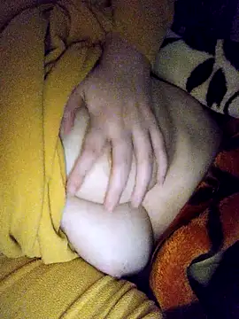 Snapshot of CHahed-5 chatting on 14, 12, 2025 CHahed-5 online show from 14, 12, 2025